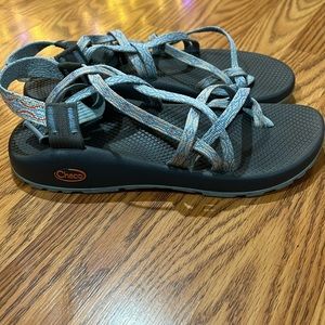 Women’s chacos